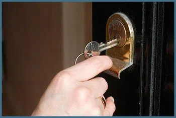 Safe Key Shop Cleveland, OH 216-654-9510 - 7-door-unlock